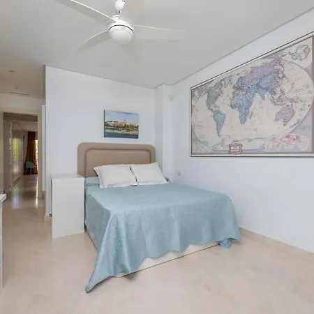 2 Bed Vista Real Apt With Fantastic Terrace Rdr329