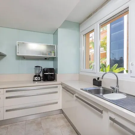 Apartment 2 Bed Vista Real Apt With Fantastic Terrace Rdr329 Marbella