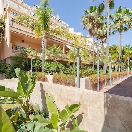 Apartment 2 Bed Vista Real Apt With Fantastic Terrace Rdr329 *